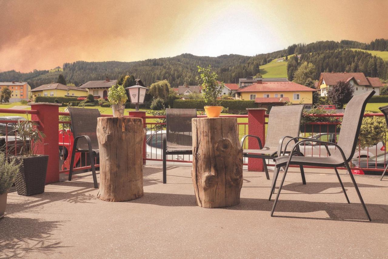 Zirben Diamant Rooms & Dogs Obdach Kültér fotó